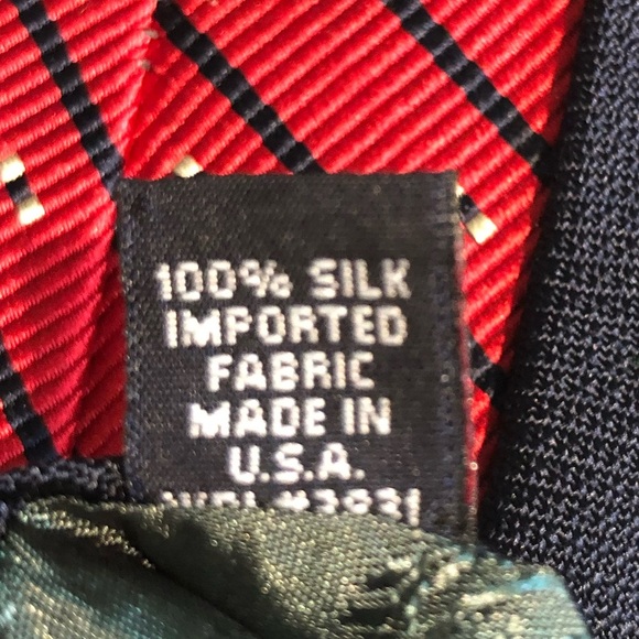 Repp Stripe Tommy Hilfiger Tie Red Blue White - All Silk - Made in USA - Picture 5 of 9